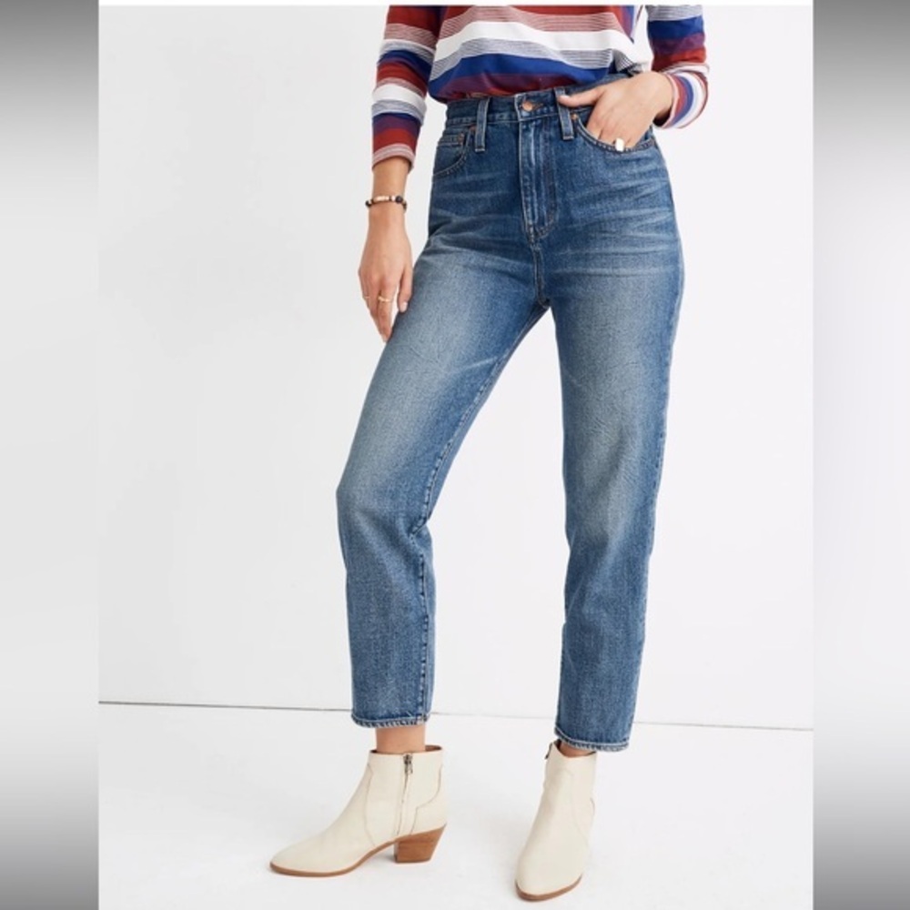 MADEWELL The Momjean in Downey Wash Size 26